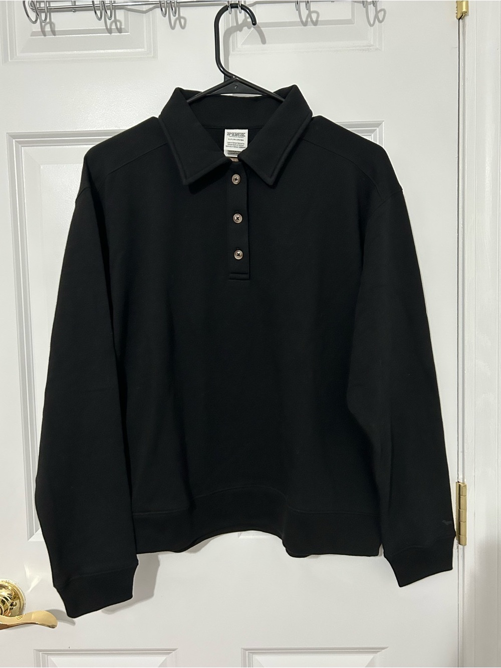 Victoria’s Secret PINK button up sweatshirt with pockets in black